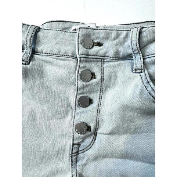 NINE WEST Light Blue High Rise Denim Shorts with Buttons Front Women's Shorts 4 - Picture 3 of 14